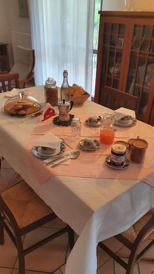 Casa Ciuffina Bed and Breakfast Civitella Casanova Exteriör bild
